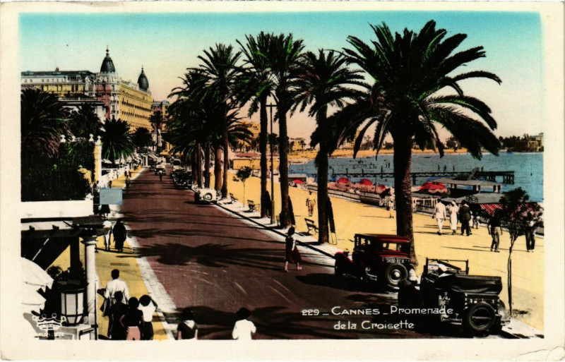 Carte postale ancienne Cannes Promenade de la Croisette à Cannes