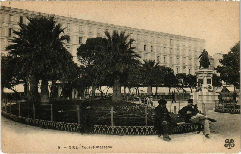 Carte postale ancienne Nice Square Masséna à Nice