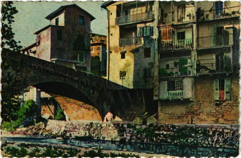 Carte postale ancienne Sospel- Vieilles maisons sur la Bevera France à Sospel