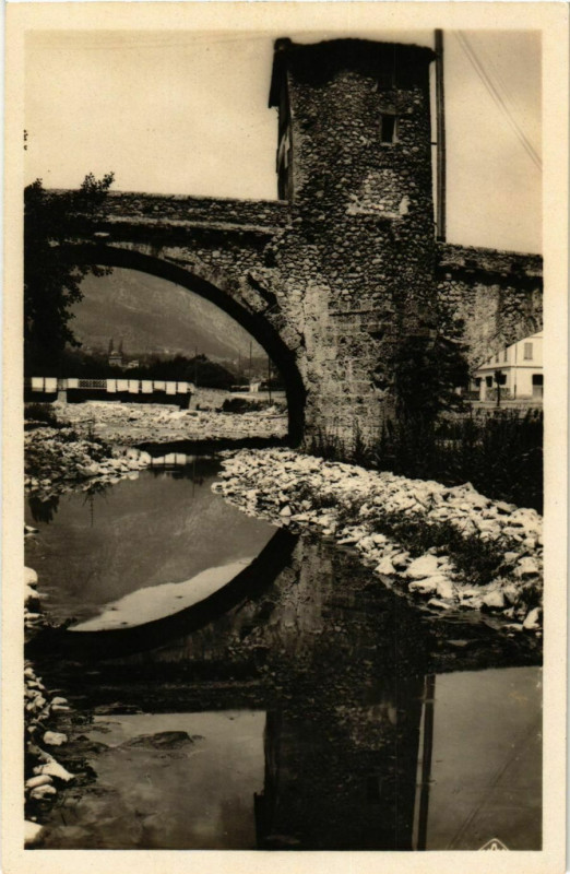 Carte postale ancienne Sospel- Le Pont Vieux France à Sospel