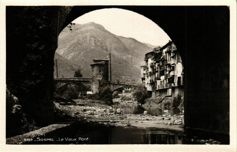 Carte postale ancienne Sospel- Le Vieux Pont France à Sospel