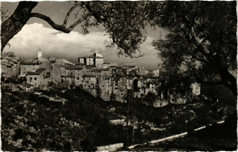 Carte postale ancienne Tourrettes sur Loup- Vue generale ,La Cite des Violettes France à Tourrettes-sur-Loup