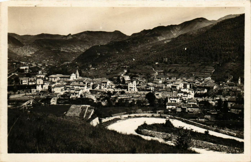Carte postale ancienne Sospel- vue panoramique France à Sospel