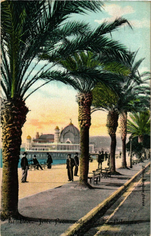 Carte postale ancienne Nice- Jetee Promenade entre les Palmiers France à Nice