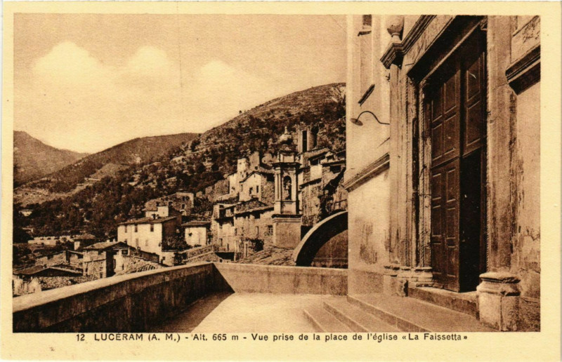 Carte postale ancienne Luceram- vue prise de la place de l'eglise France à Lucéram