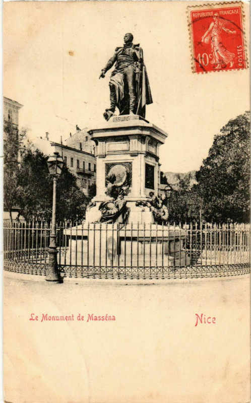 Carte postale ancienne Nice- Le Monument de Massena France à Nice