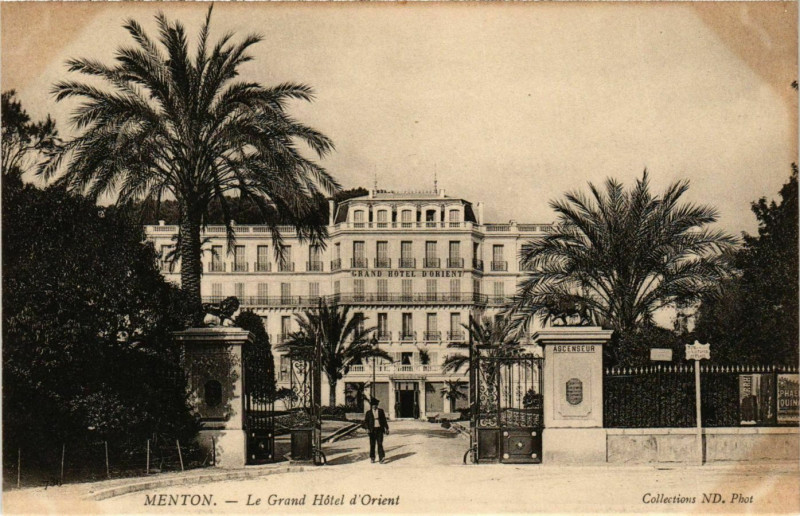 Carte postale ancienne Menton- Le Grand Hotel d'Orient France à Menton