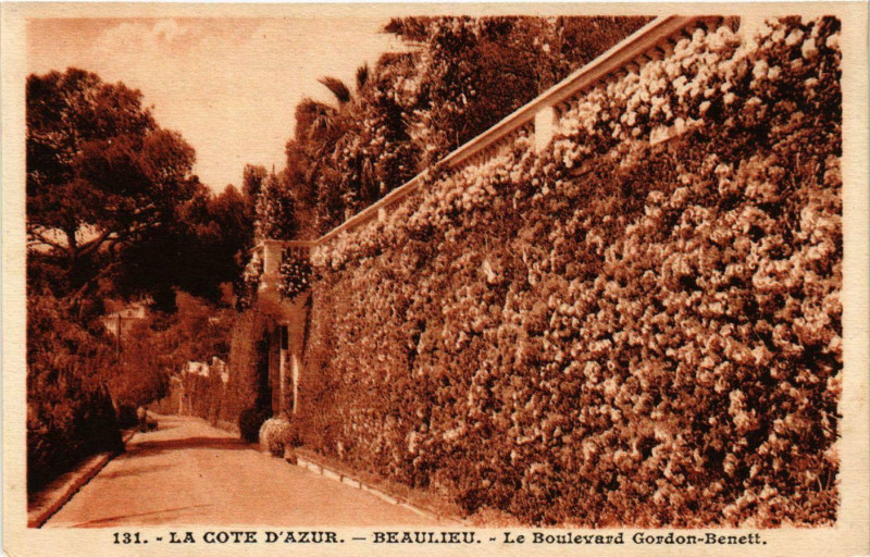 Carte postale ancienne Beaulieu sur Mer- Le Boulevard Gordon Benett France à Beaulieu-sur-Mer