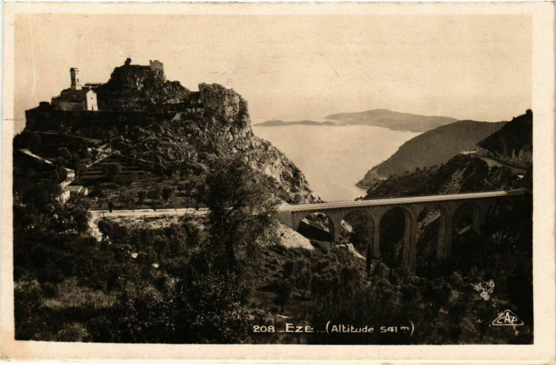Carte postale ancienne Eze- France à Èze