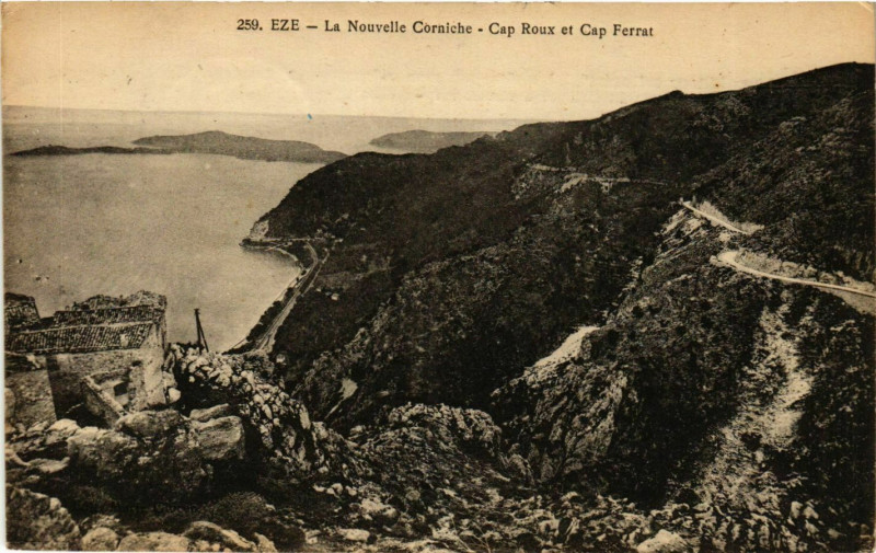 Carte postale ancienne Eze- La Nouvelle Corniche,Cap Roux&Cap Ferrat France à Èze