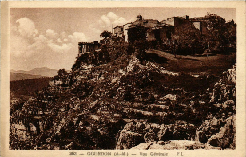 Carte postale ancienne Gourdon- Vue generale France à Gourdon