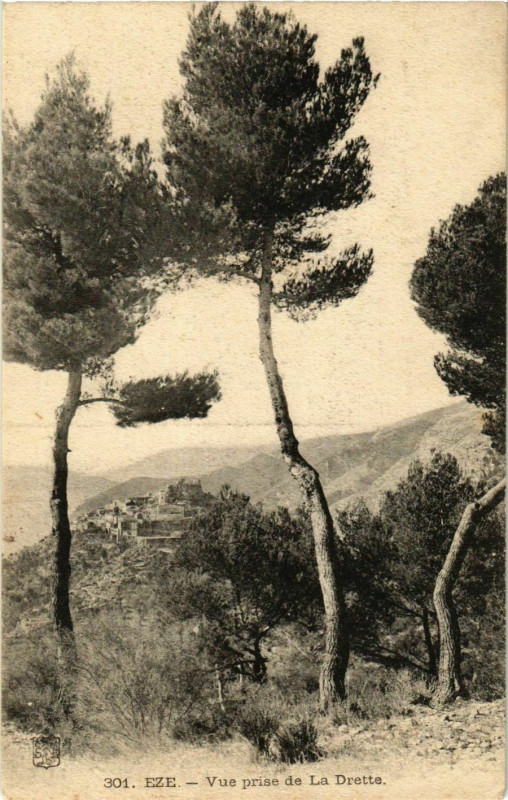 Carte postale ancienne Eze- vue prise de la Drette France à Èze