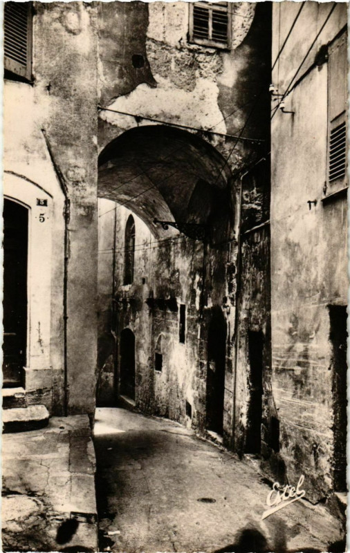 Carte postale ancienne Grasse- Rue Tracastel,maison est ne Fragonard France à Grasse