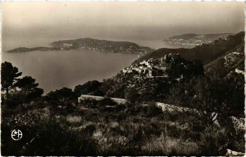 Carte postale ancienne Eze- Vue generale France à Èze