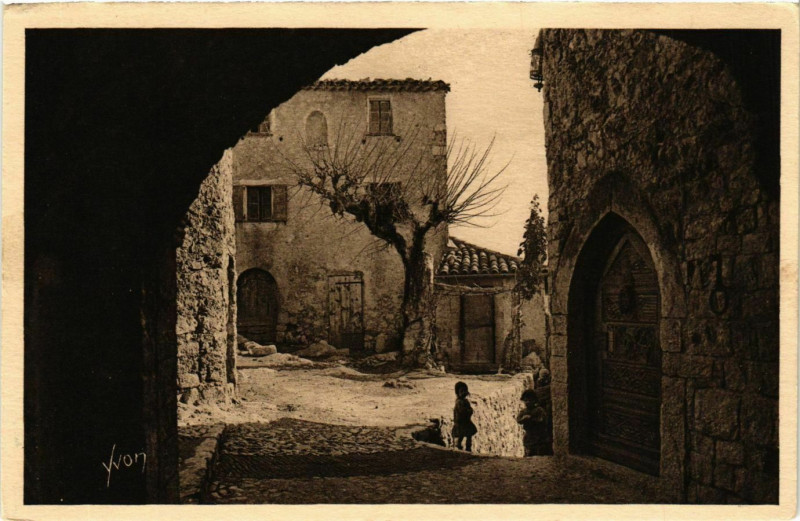 Carte postale ancienne Eze- Un coin du Vieux Village France à Èze