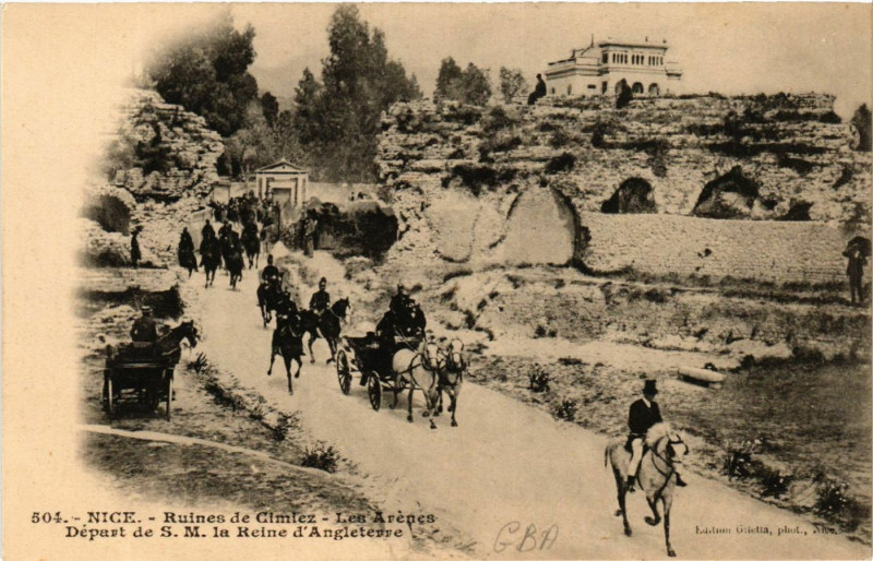 Carte postale ancienne Nice - Ruines de Cimiez - Les Arénes à Nice