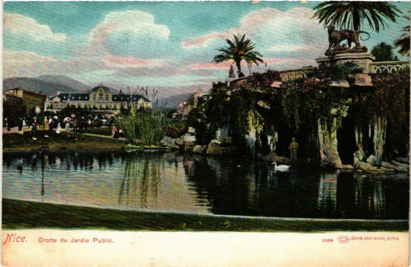 Carte postale ancienne Nice - Grotte du Jardin Public à Nice