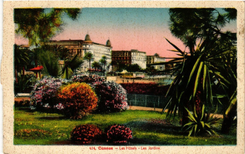 Carte postale ancienne Cannes - Les Hotels - Les Jardins à Cannes