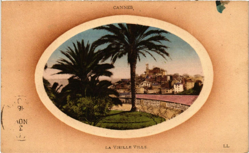 Carte postale ancienne Cannes - La Vieille Ville à Cannes