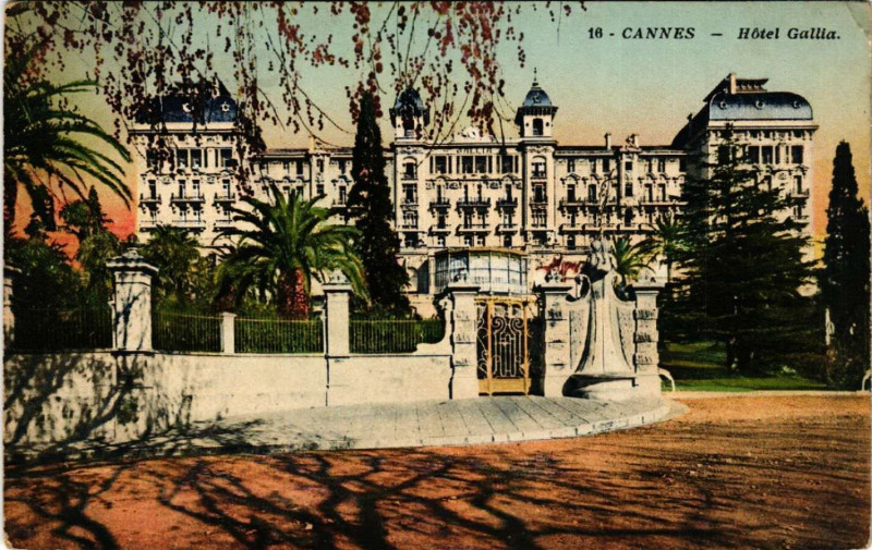 Carte postale ancienne Cannes - Hotel Gallia à Cannes