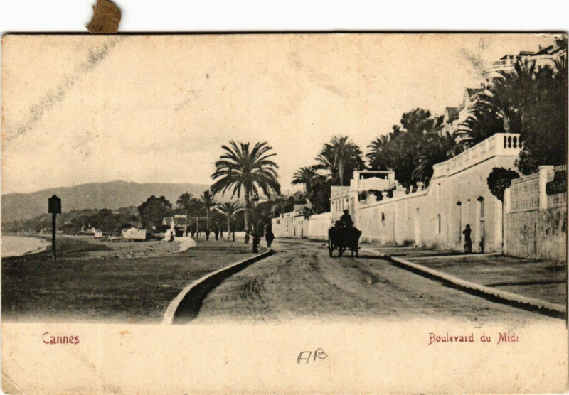 Carte postale ancienne Cannes - Boulevard du Midi à Cannes