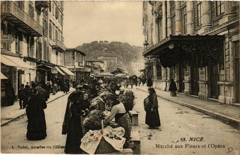 Carte postale ancienne Nice - Marché aux Fleurs et l'Opera à Nice