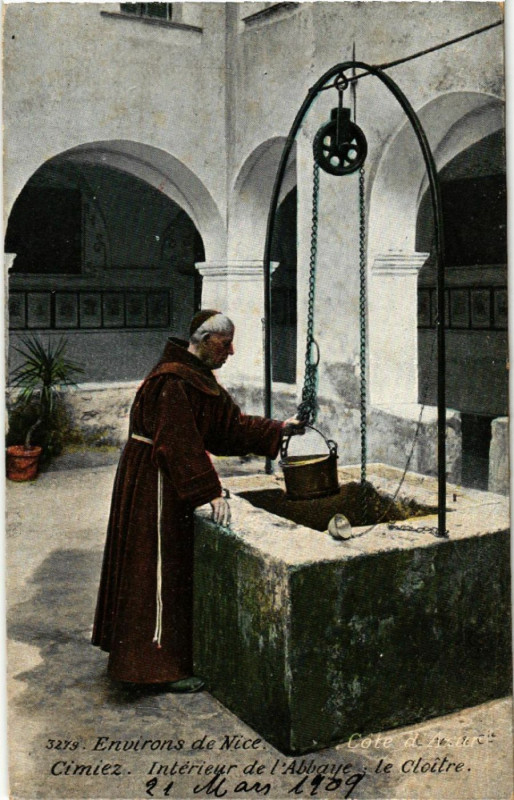 Carte postale ancienne Cimiez - Environs de Nice - Interieur de l'Abbaye - le Cloitre à Nice
