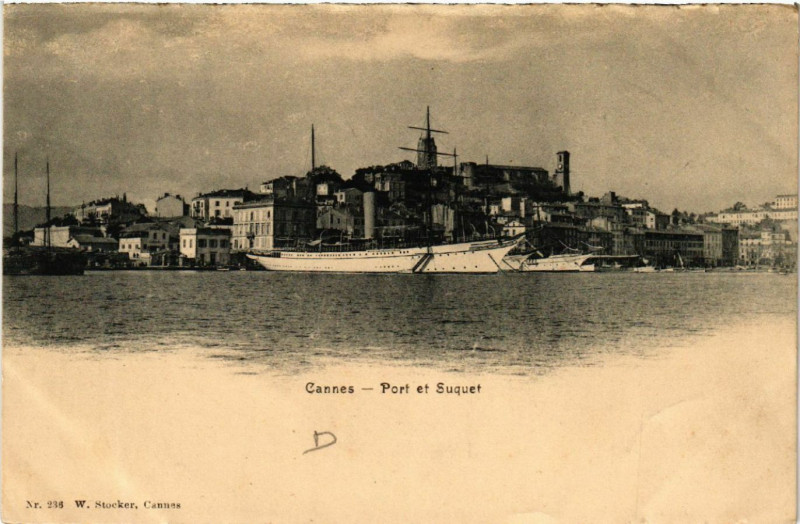 Carte postale ancienne Cannes - Port et Suquet à Cannes