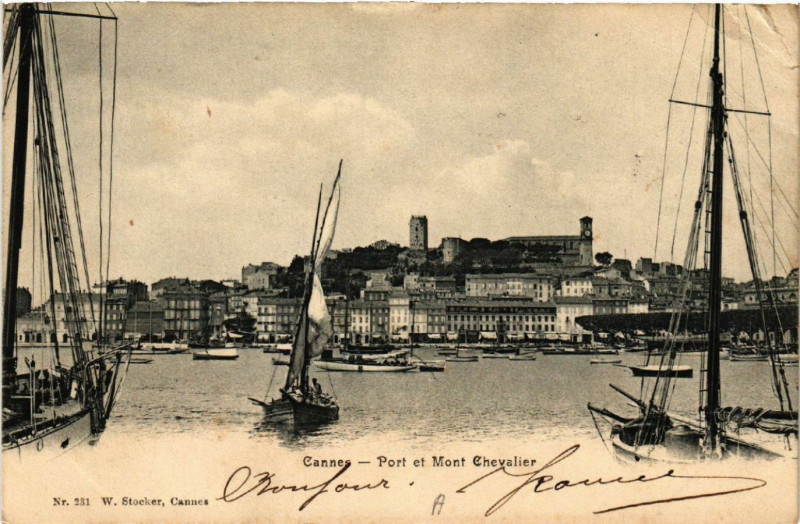 Carte postale ancienne Cannes - Port et Mont Chevalier à Cannes