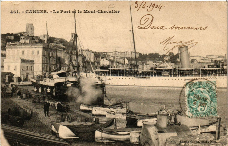 Carte postale ancienne Cannes - Le Port et le Mont-Chevalier à Cannes