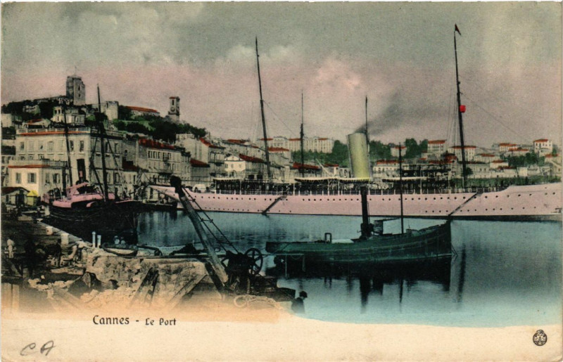 Carte postale ancienne Cannes - Le Port à Cannes