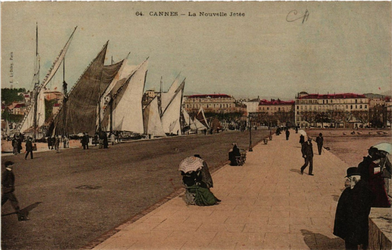 Carte postale ancienne Cannes - La Nouvelle Jetée à Cannes
