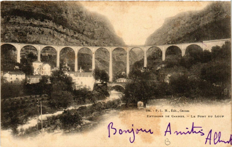 Carte postale ancienne Environs de Cannes - Le Pont du Loup à Cannes