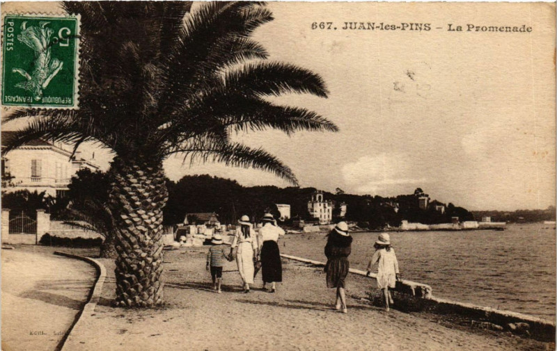 Carte postale ancienne Juan-les-Pins - La Promenade