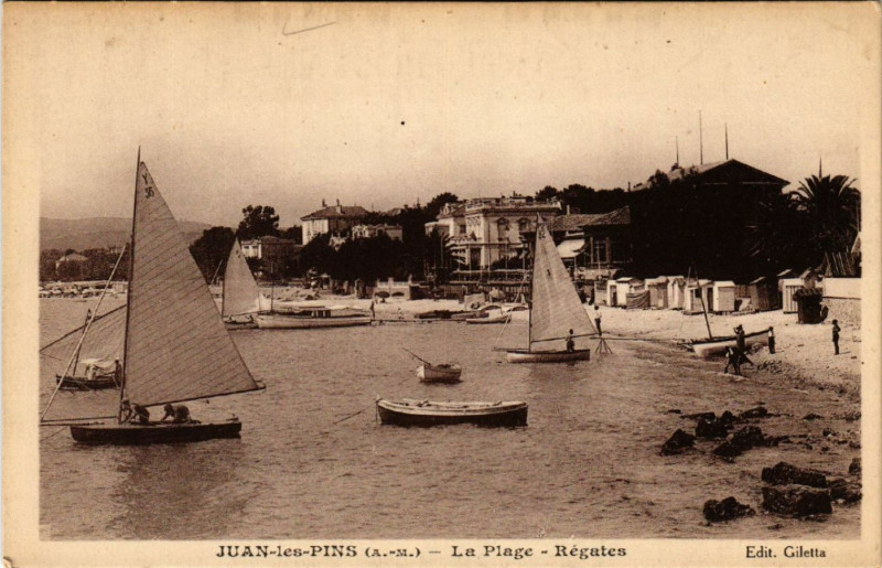Carte postale ancienne Juan-les-Pins - La Plage - Régales