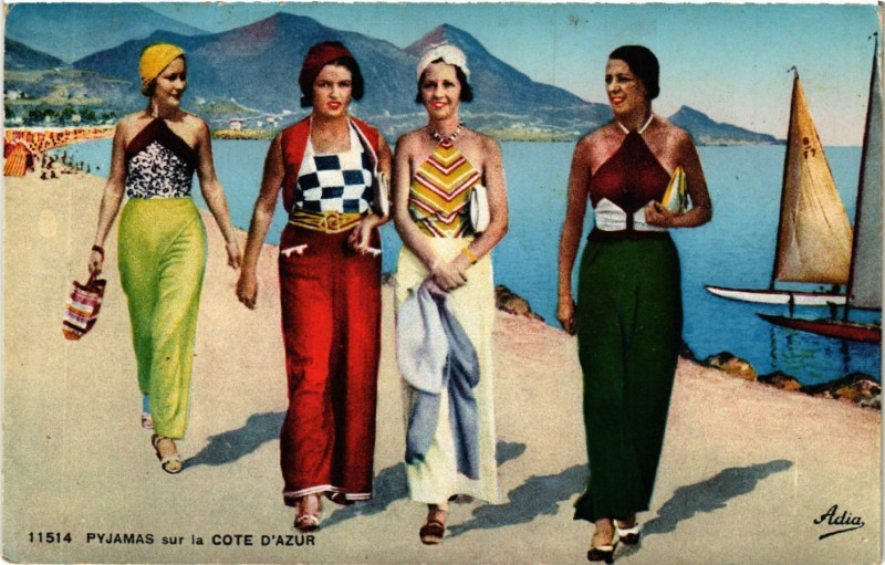 Carte postale ancienne Pyjamas sur la Cote d'Azur