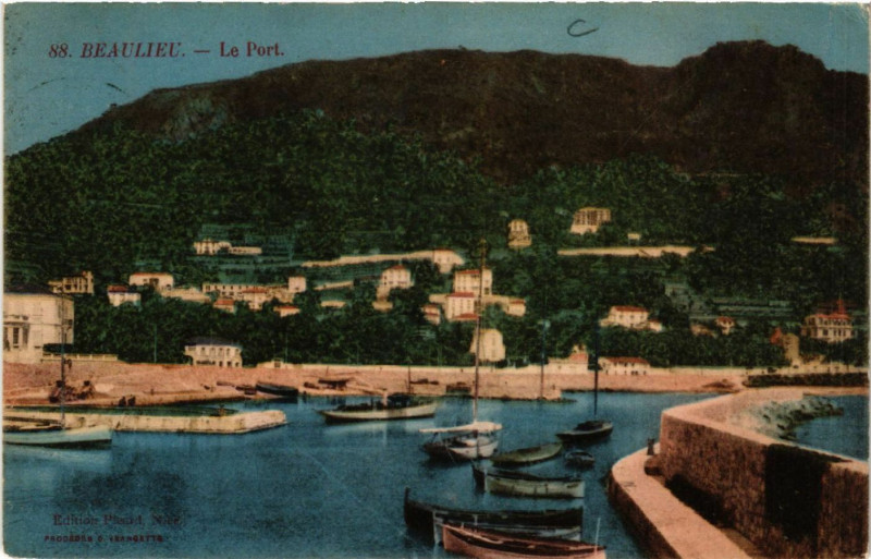 Carte postale ancienne Beaulieu - Le Port