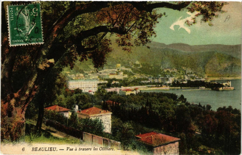 Carte postale ancienne Beaulieu - Vue a travers les Oliviers