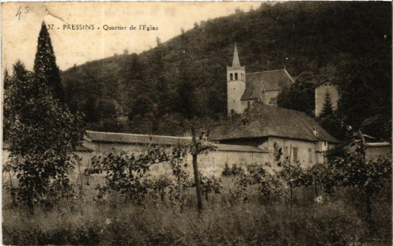 Carte postale ancienne Pressins - Quartier de l'Eglise à Pressins