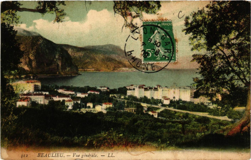 Carte postale ancienne Beaulieu - Vue générale