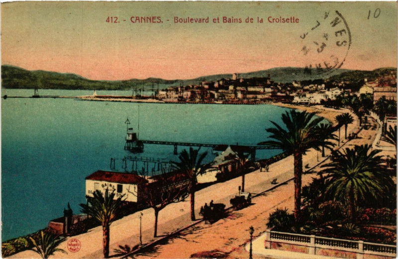 Carte postale ancienne Cannes - Boulevard et Bains de la Croisette à Cannes