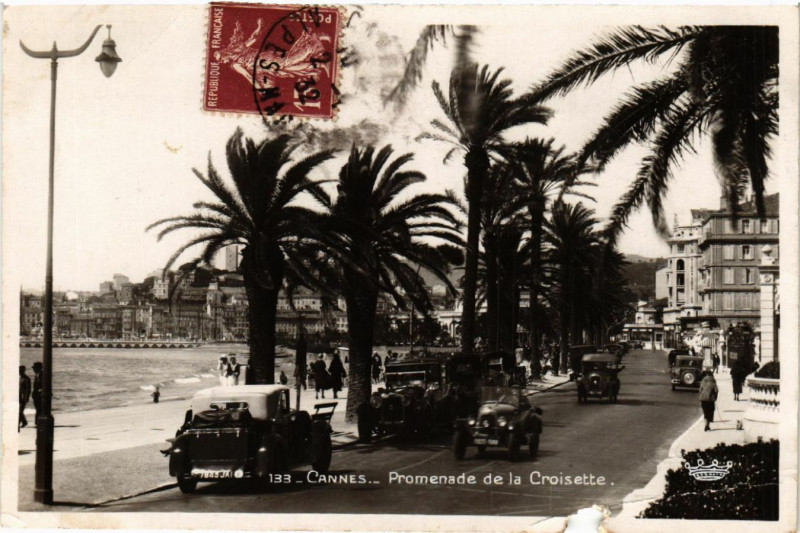 Carte postale ancienne Cannes - Promenade de la Croisette à Cannes