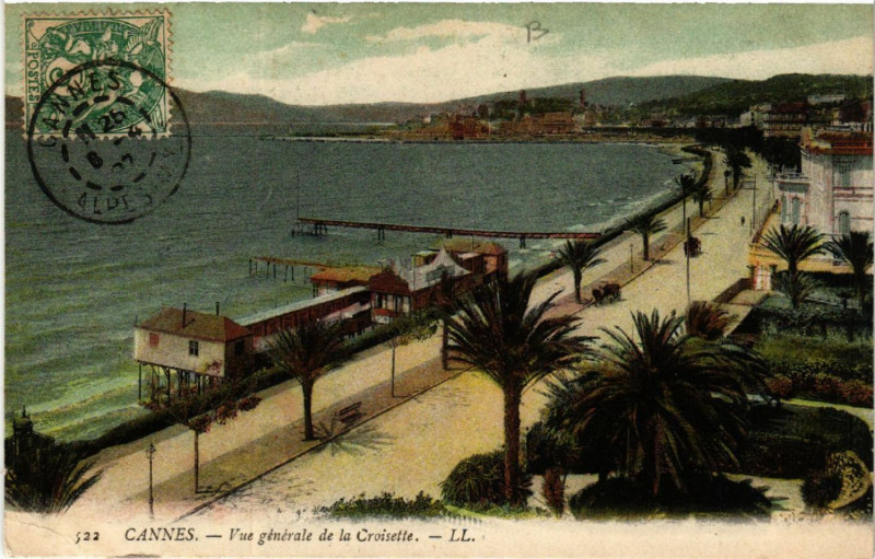 Carte postale ancienne Cannes - Vue générale de la Croisette à Cannes