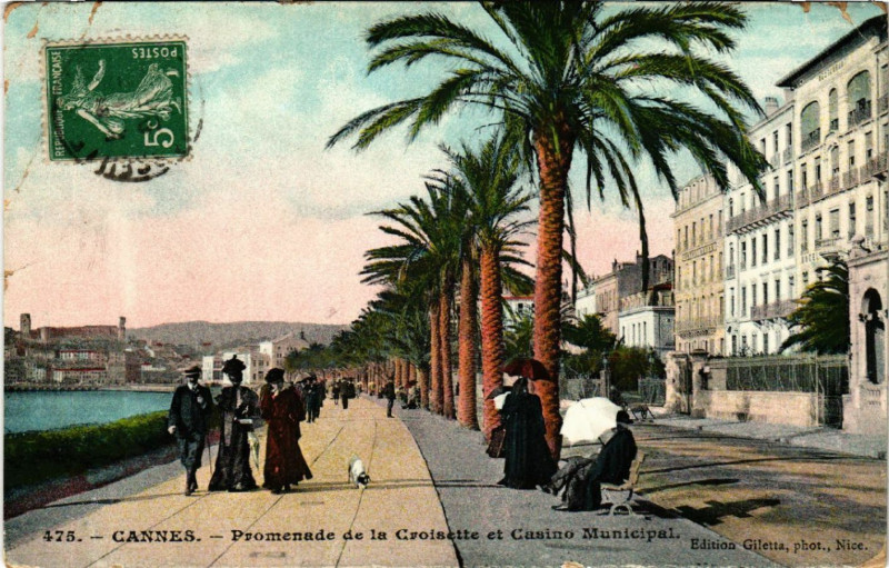 Carte postale ancienne Cannes - Promenade de la Croisette et Casino Municipal à Cannes