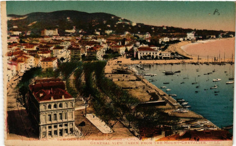 Carte postale ancienne Cannes - Vue Générale prise du Mont Chevalier à Cannes