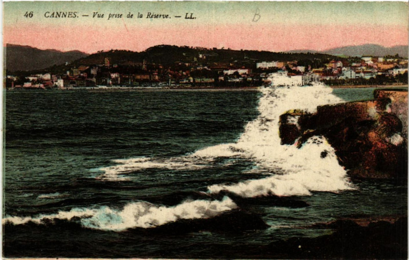 Carte postale ancienne Cannes - Vue prise de la Réserfd à Cannes