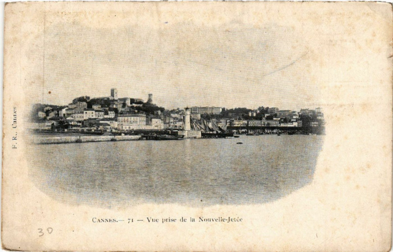 Carte postale ancienne Cannes - Vue prise de la Nouvelle-Jetée à Cannes