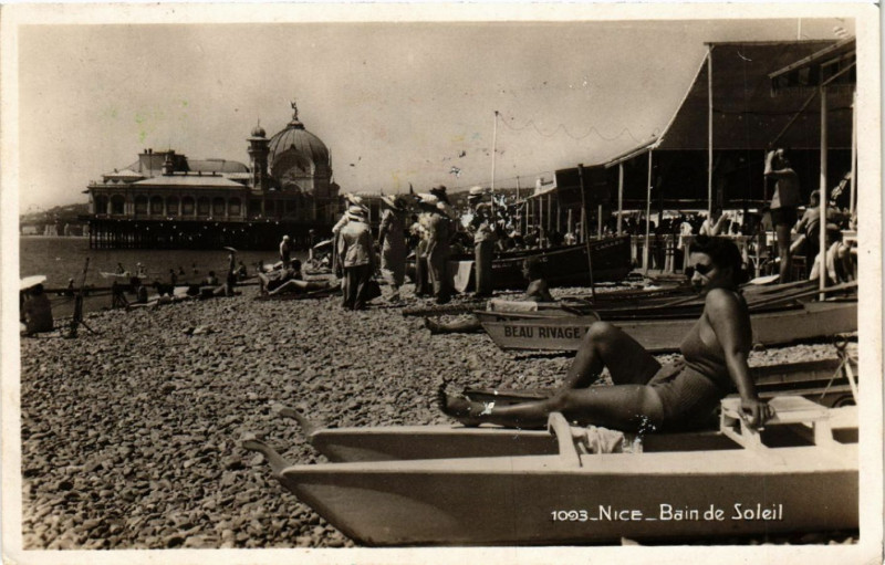 Carte postale ancienne Nice - Bain de Soleil à Nice