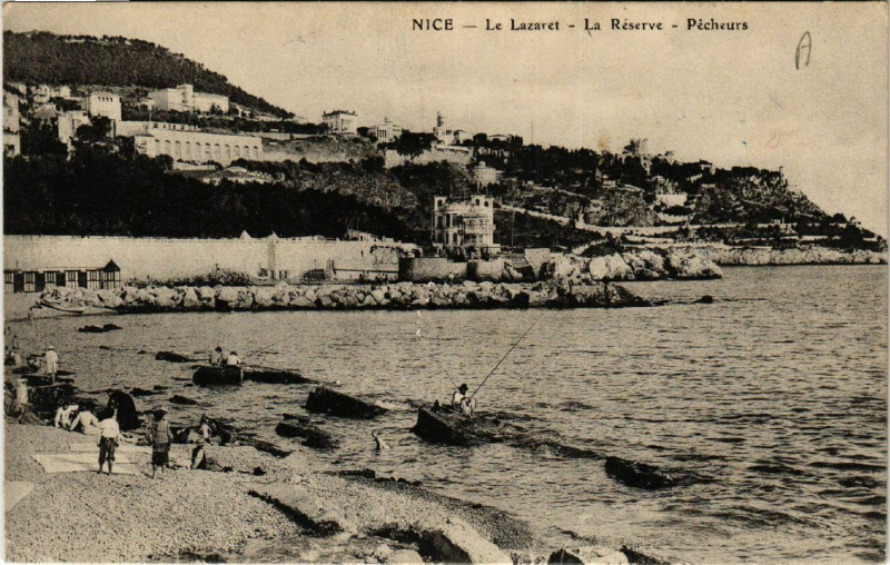 Carte postale ancienne Nice - Le Lazaret - La Réserve - Pécheurs à Nice