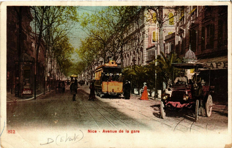 Carte postale ancienne Nice - Avenue de la gare à Nice